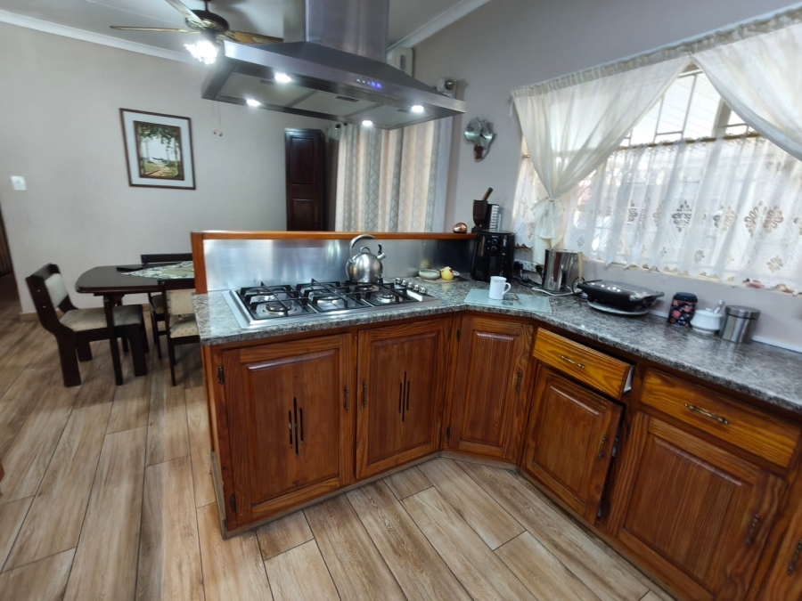 4 Bedroom Property for Sale in Safari Gardens North West